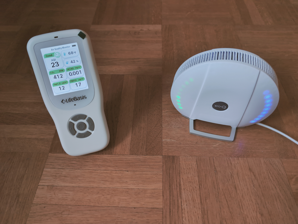 Air quality meter comparison: Sophisticated vs. cheap